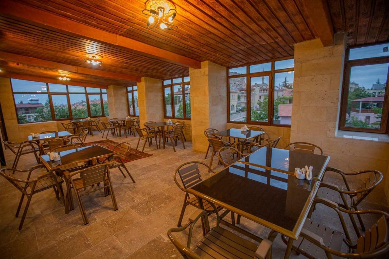 Capiedra Hotel